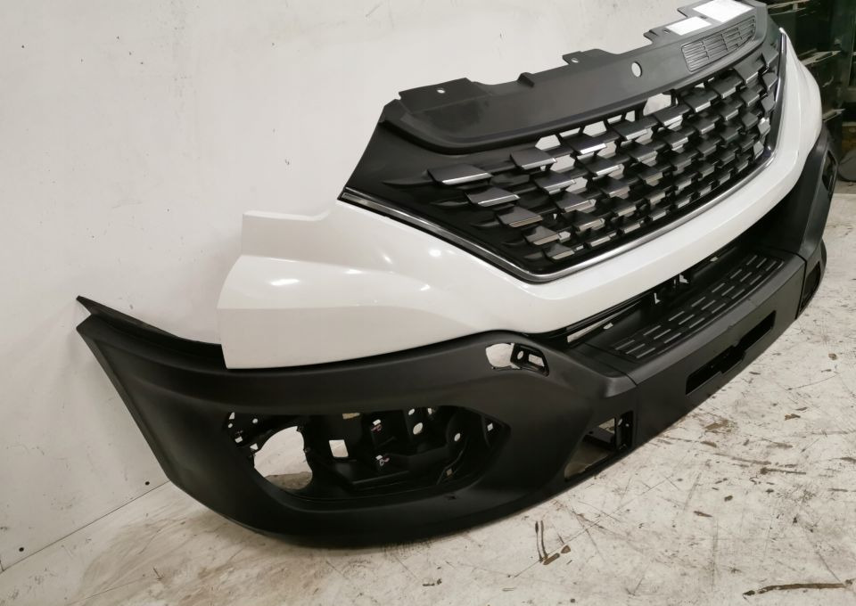 ZDERZAK GRILL IVECO DAYLY NOWY MODEL 2019r - Pare-chocs pour Véhicule utilitaire: photos 3 ZDERZAK GRILL IVECO DAYLY NOWY MODEL 2019r - Pare-chocs pour Véhicule utilitaire: photos 3