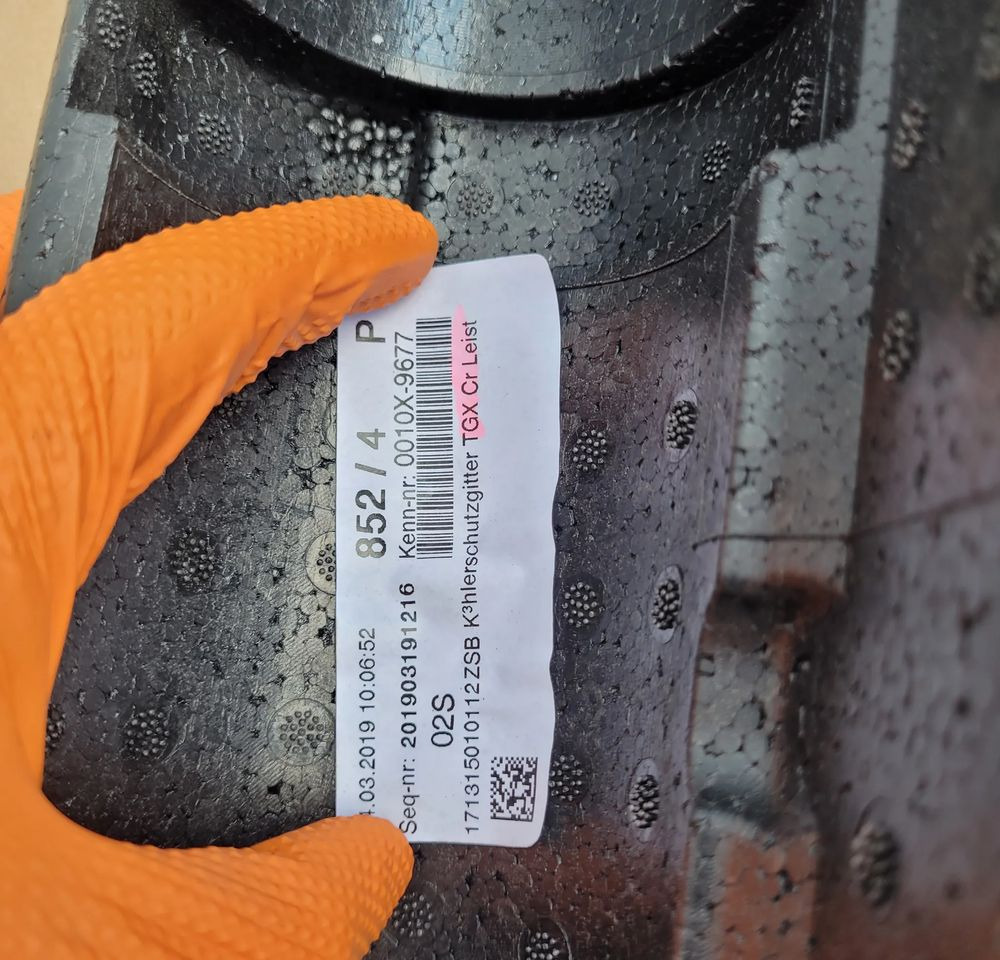 ZDERZAK MAN TGX E6 CHROM LIFT NOWY ORYGINAŁ CHWALIM116 - Pare-chocs pour Camion: photos 4 ZDERZAK MAN TGX E6 CHROM LIFT NOWY ORYGINAŁ CHWALIM116 - Pare-chocs pour Camion: photos 4