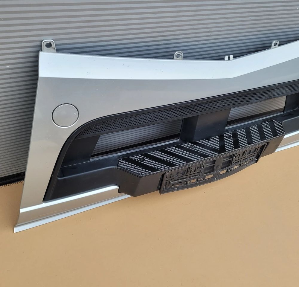 ZDERZAK MERCEDES ACTROS MP4 MP5 ORYGINAŁ A9608856301 CHWALIM116 - Pare-chocs pour Camion: photos 2 ZDERZAK MERCEDES ACTROS MP4 MP5 ORYGINAŁ A9608856301 CHWALIM116 - Pare-chocs pour Camion: photos 2