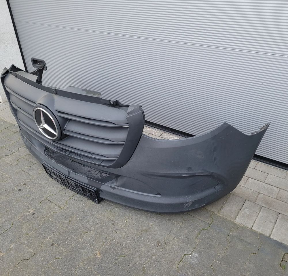 ZDERZAK MERCEDES E SPRINTER W907 - Pare-chocs pour Véhicule utilitaire: photos 3 ZDERZAK MERCEDES E SPRINTER W907 - Pare-chocs pour Véhicule utilitaire: photos 3