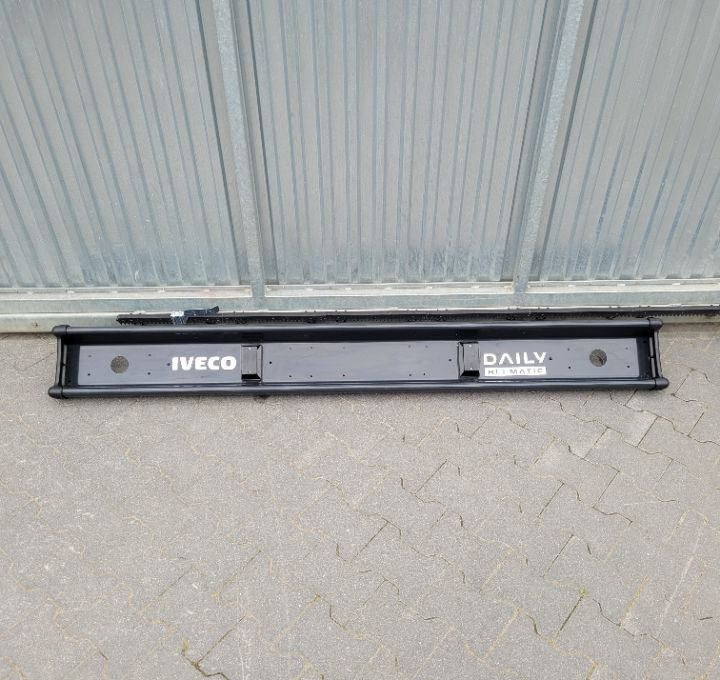 ZDERZAK TYL BELKA IVECO DAILY NM. ORYGINAL 500356844kb - Pare-chocs pour Véhicule utilitaire: photos 1 ZDERZAK TYL BELKA IVECO DAILY NM. ORYGINAL 500356844kb - Pare-chocs pour Véhicule utilitaire: photos 1
