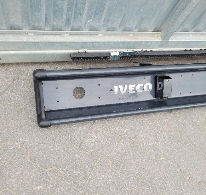 ZDERZAK TYL BELKA IVECO DAILY NM. ORYGINAL 500356844kb - Pare-chocs pour Véhicule utilitaire: photos 3 ZDERZAK TYL BELKA IVECO DAILY NM. ORYGINAL 500356844kb - Pare-chocs pour Véhicule utilitaire: photos 3