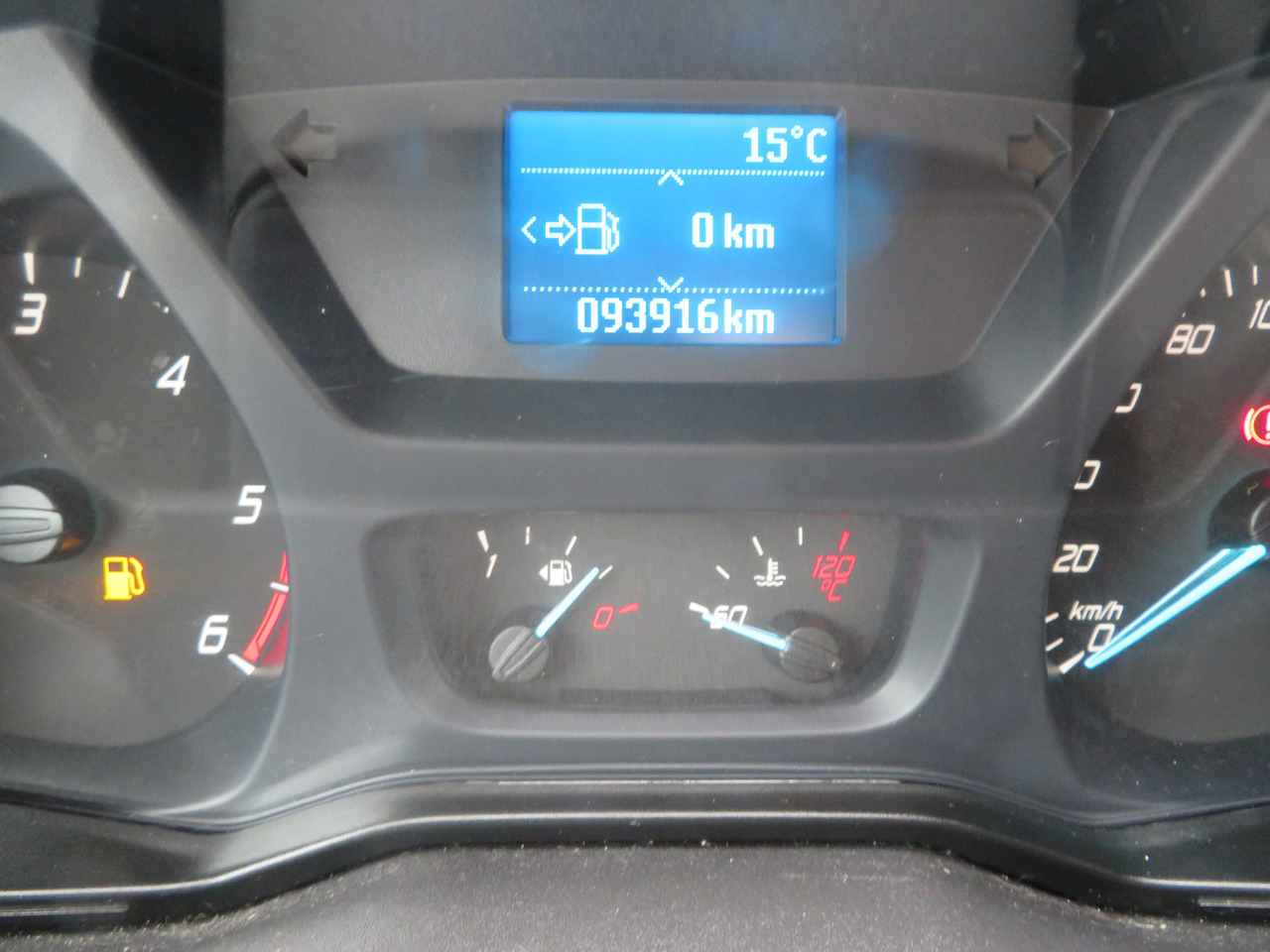 Fourgon grand volume Ford Transit 2.0TDCi: photos 17