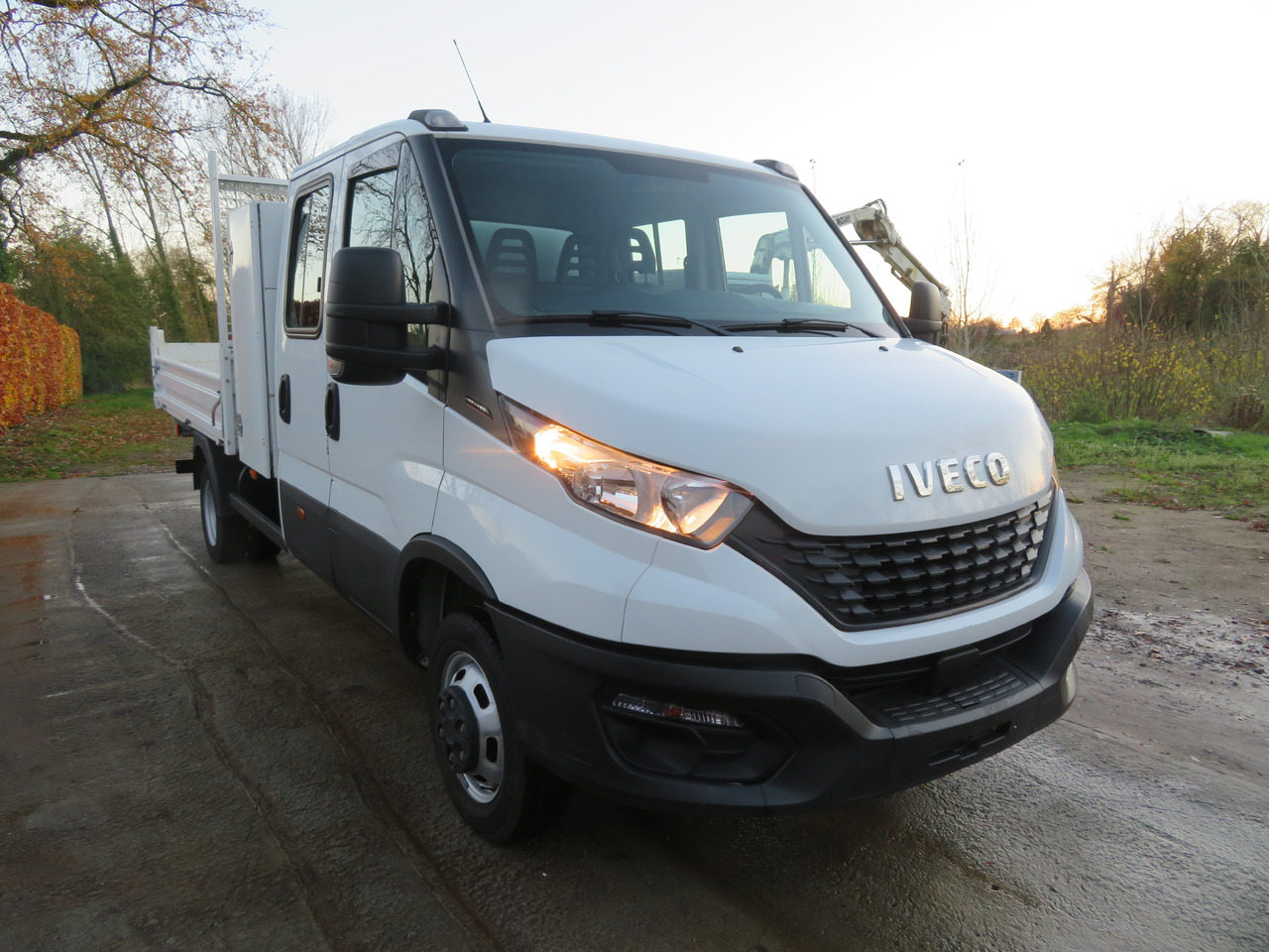 Iveco Daily 35C16 3.0 - Utilitaire benne, Utilitaire double cabine: photos 1 Iveco Daily 35C16 3.0 - Utilitaire benne, Utilitaire double cabine: photos 1