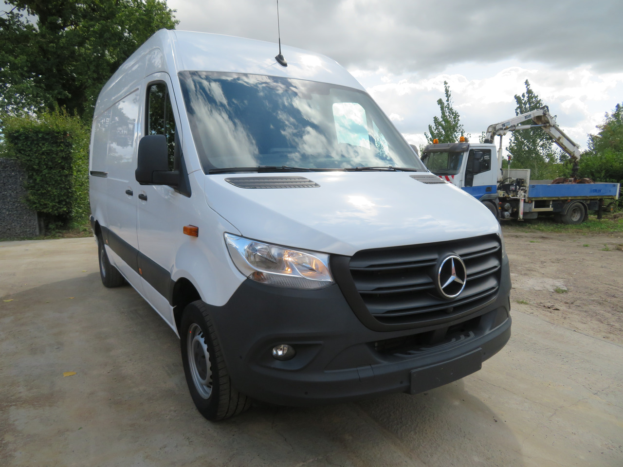 Mercedes-Benz Sprinter 317cdi - A2H2 - Fourgon utilitaire: photos 1 Mercedes-Benz Sprinter 317cdi - A2H2 - Fourgon utilitaire: photos 1