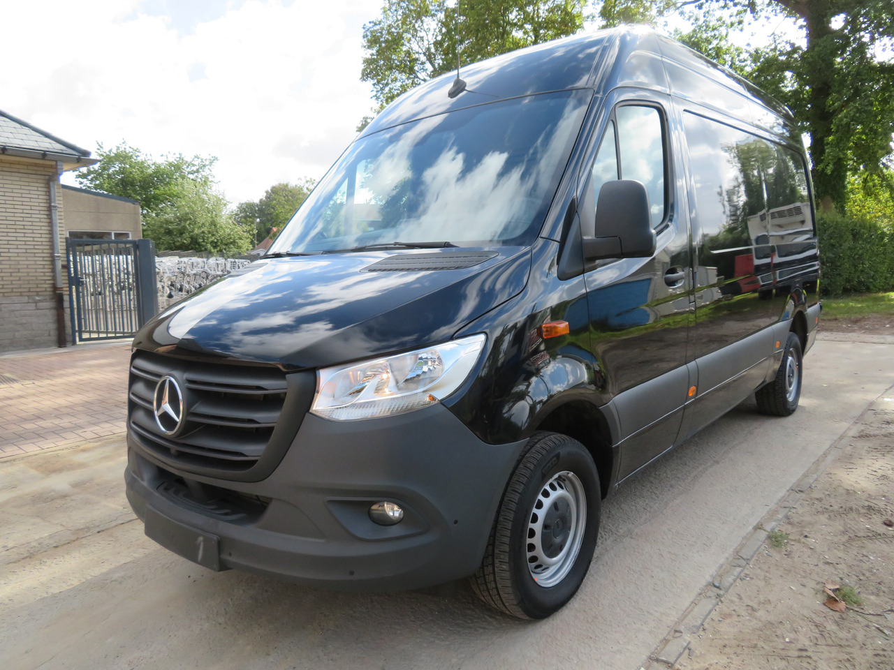 Mercedes-Benz Sprinter 317cdi - A2H2 - Fourgon utilitaire: photos 3 Mercedes-Benz Sprinter 317cdi - A2H2 - Fourgon utilitaire: photos 3