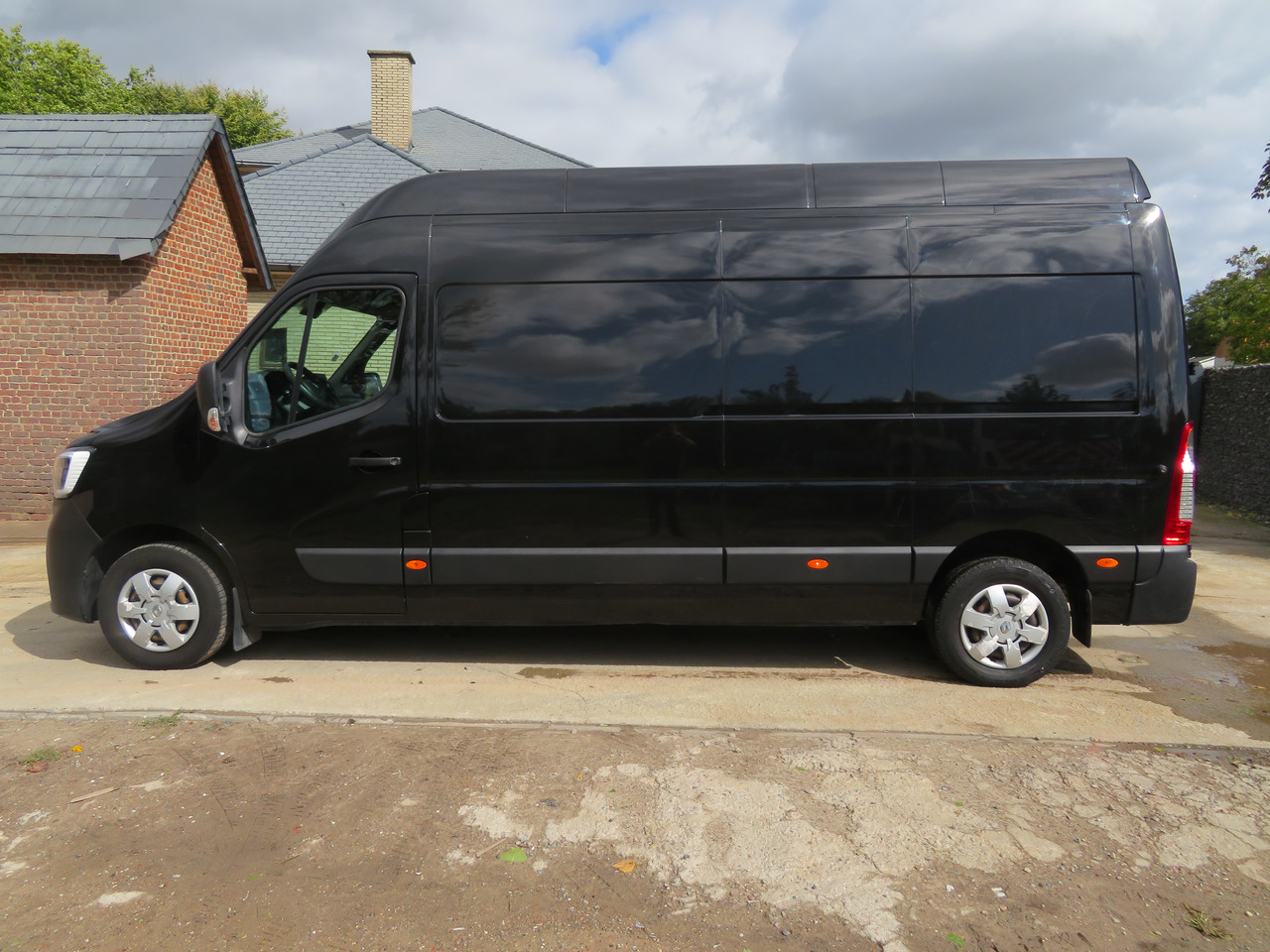Renault Master 2.3dCi Grand Confort - L3H3 - Fourgon utilitaire: photos 4 Renault Master 2.3dCi Grand Confort - L3H3 - Fourgon utilitaire: photos 4
