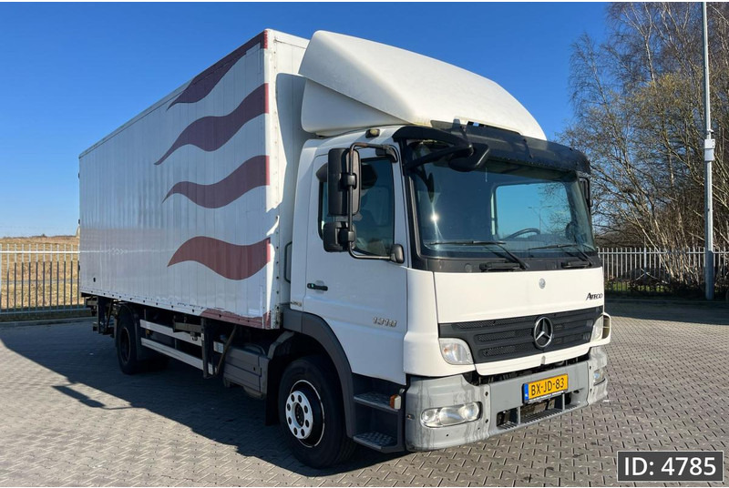 Mercedes-Benz Atego 1318 Day Cab, Euro 5, BDF / EPS automatic / DHOLLANDIA 2000KG - Camion porte-conteneur/ Caisse mobile: photos 4 Mercedes-Benz Atego 1318 Day Cab, Euro 5, BDF / EPS automatic / DHOLLANDIA 2000KG - Camion porte-conteneur/ Caisse mobile: photos 4