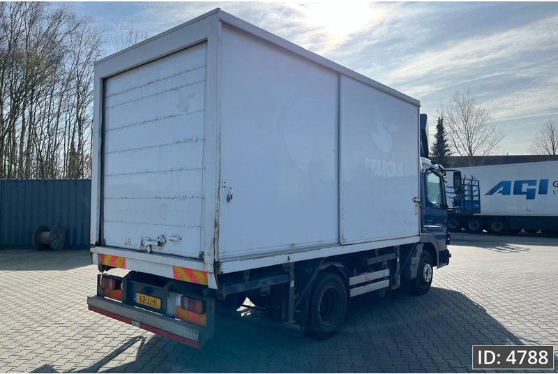 Mercedes-Benz Atego 816 Day Cab, Euro 5, BDF / EPS automatic / standklima / Hydraulic system - Camion porte-conteneur/ Caisse mobile: photos 3 Mercedes-Benz Atego 816 Day Cab, Euro 5, BDF / EPS automatic / standklima / Hydraulic system - Camion porte-conteneur/ Caisse mobile: photos 3