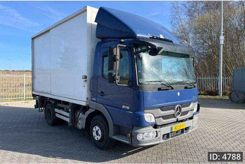 Mercedes-Benz Atego 816 Day Cab, Euro 5, BDF / EPS automatic / standklima / Hydraulic system - Camion porte-conteneur/ Caisse mobile: photos 4 Mercedes-Benz Atego 816 Day Cab, Euro 5, BDF / EPS automatic / standklima / Hydraulic system - Camion porte-conteneur/ Caisse mobile: photos 4