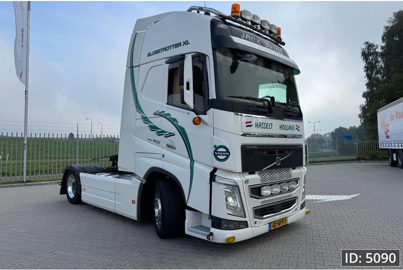 Volvo FH 460 Globetrotter XL, Euro 6, / Like new! / Special interior / Standklima / 2 Tanks - Tracteur routier: photos 4 Volvo FH 460 Globetrotter XL, Euro 6, / Like new! / Special interior / Standklima / 2 Tanks - Tracteur routier: photos 4