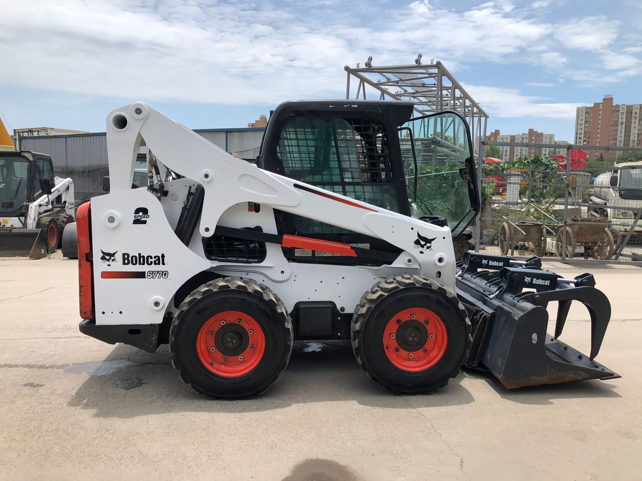 BOBCAT Skid Steer Loader S770 Click for Discount - Mini chargeuse: photos 5 BOBCAT Skid Steer Loader S770 Click for Discount - Mini chargeuse: photos 5
