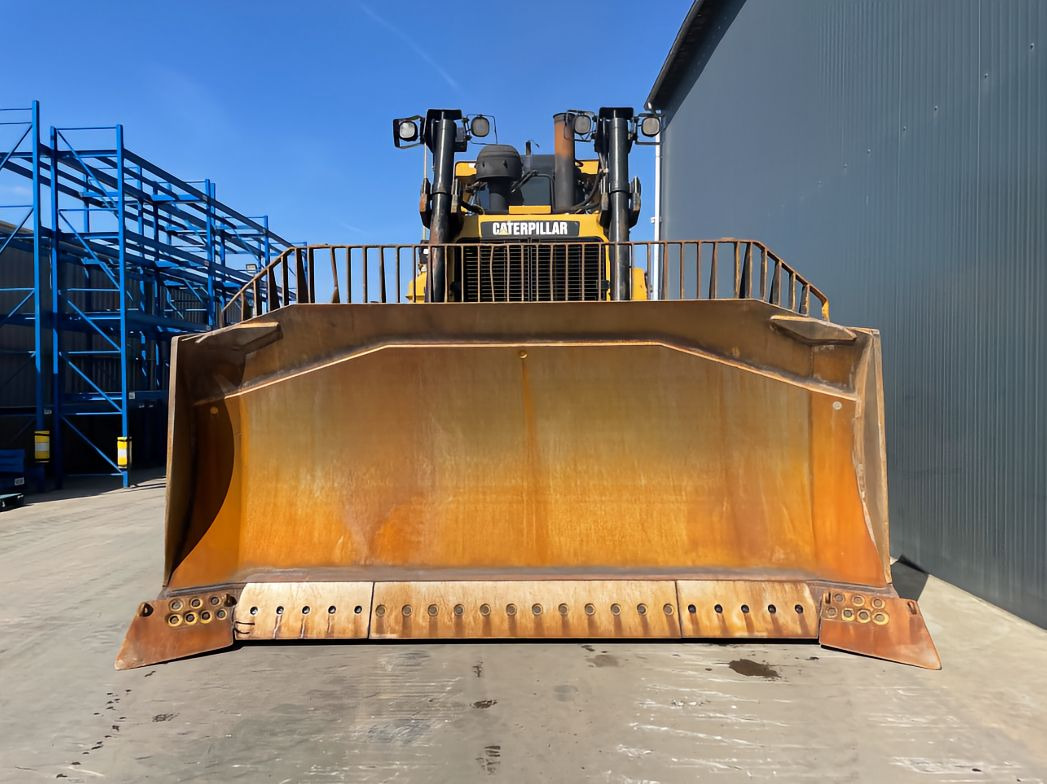 CAT Bulldozer D9R Click for Discount - Bulldozer: photos 3 CAT Bulldozer D9R Click for Discount - Bulldozer: photos 3