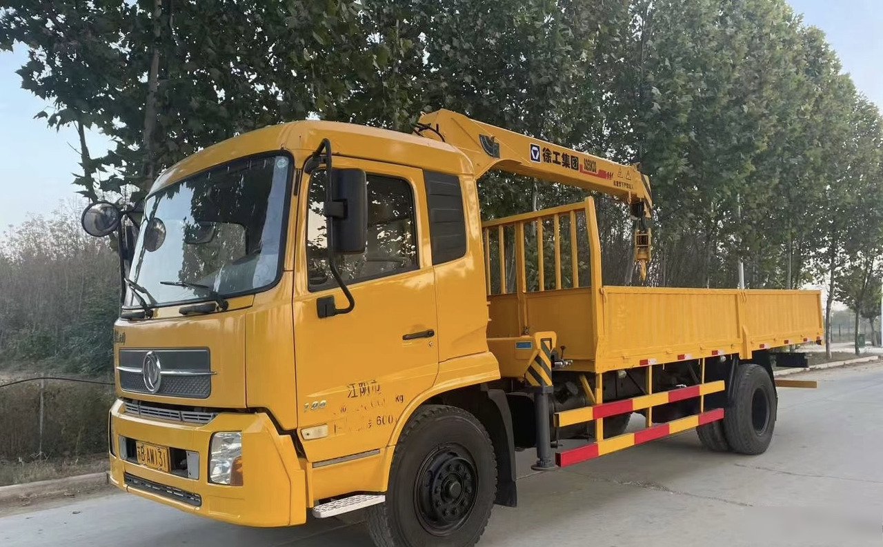 DONGFENG 4X4 CLICK HERE FOR DISCOUNT - Camion grue: photos 4 DONGFENG 4X4 CLICK HERE FOR DISCOUNT - Camion grue: photos 4