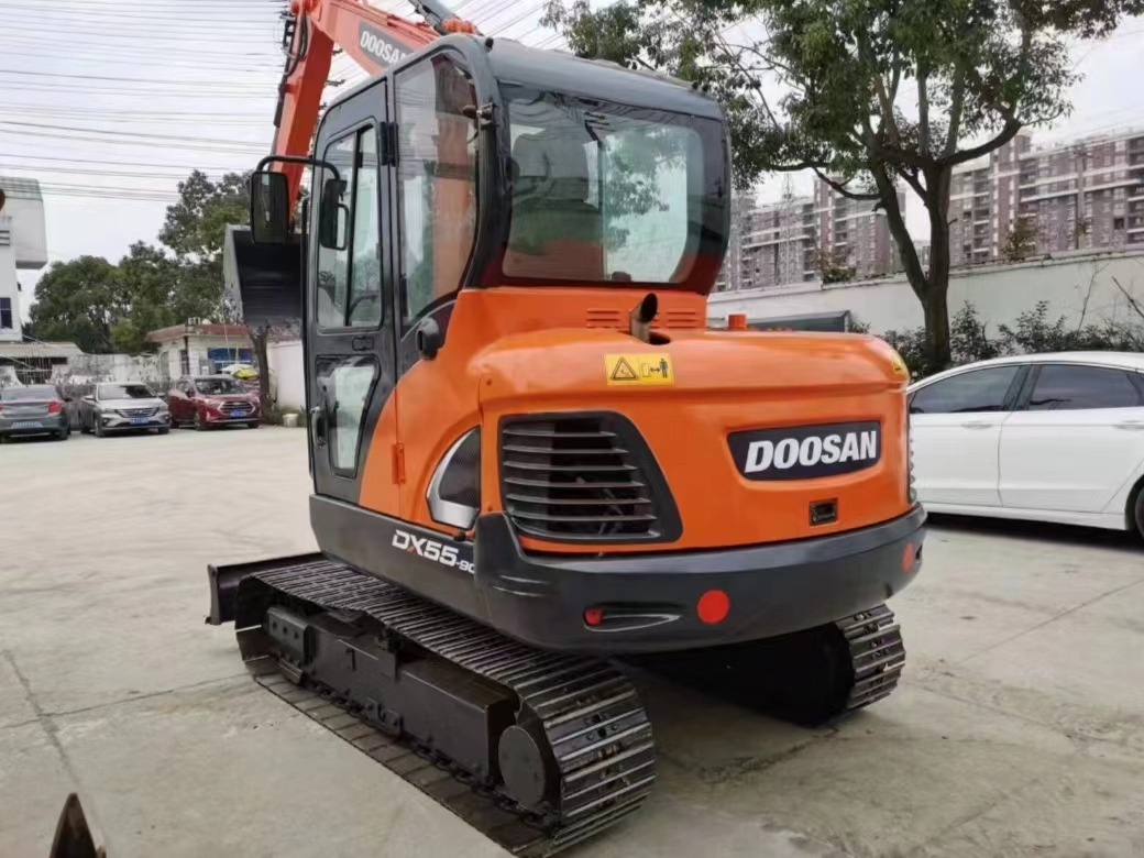 DOOSAN DX 55 Mini excavator - Mini pelle: photos 1 DOOSAN DX 55 Mini excavator - Mini pelle: photos 1