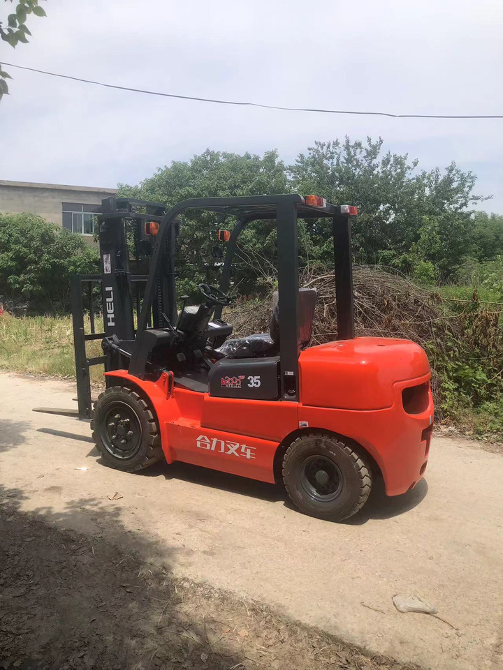 HELI 3.5ton Forklift Click here for Discount - Chariot élévateur diesel: photos 3 HELI 3.5ton Forklift Click here for Discount - Chariot élévateur diesel: photos 3