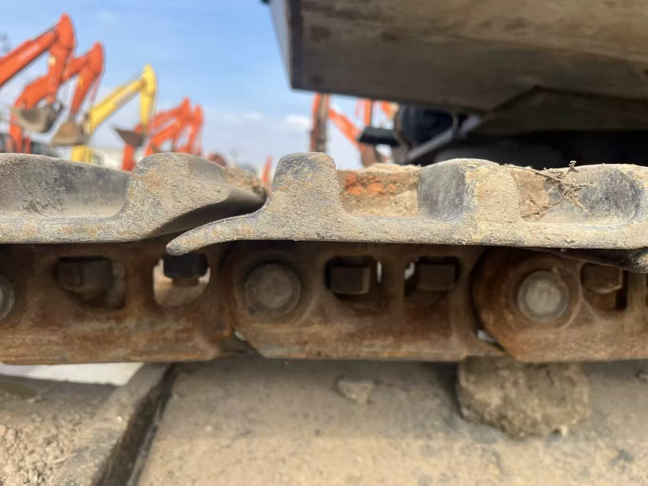 HITACHI Crawler Excavator Click Here for Discount - Pelle sur chenille: photos 2 HITACHI Crawler Excavator Click Here for Discount - Pelle sur chenille: photos 2