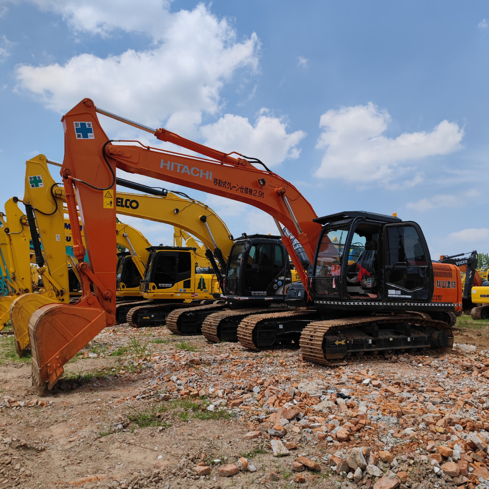 HITACHI ZX200 - Pelle sur chenille: photos 1 HITACHI ZX200 - Pelle sur chenille: photos 1