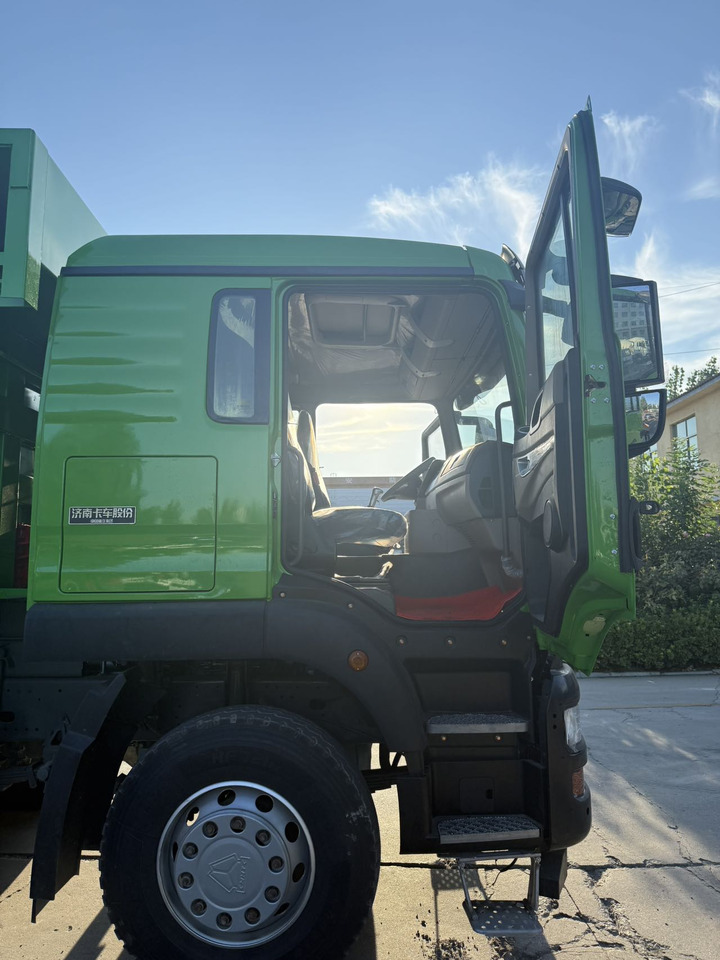 Camion benne HOWO 8*4 TX Dump Truck Click for Discount: photos 9 Camion benne HOWO 8*4 TX Dump Truck Click for Discount: photos 9
