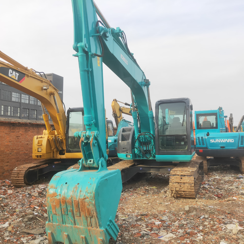 KOBELCO SK135SR - Pelle sur chenille: photos 3 KOBELCO SK135SR - Pelle sur chenille: photos 3