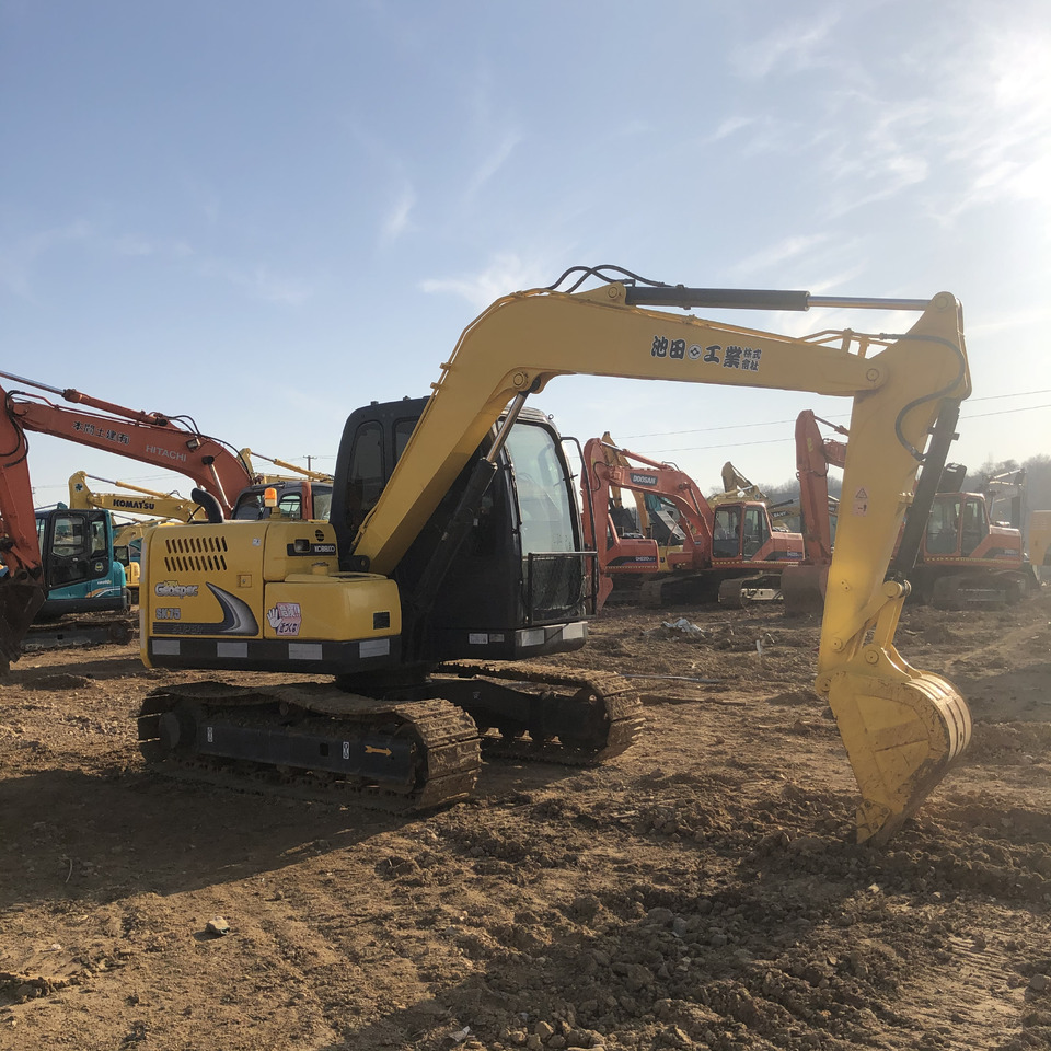 KOBELCO SK75 - Pelle sur chenille: photos 3 KOBELCO SK75 - Pelle sur chenille: photos 3