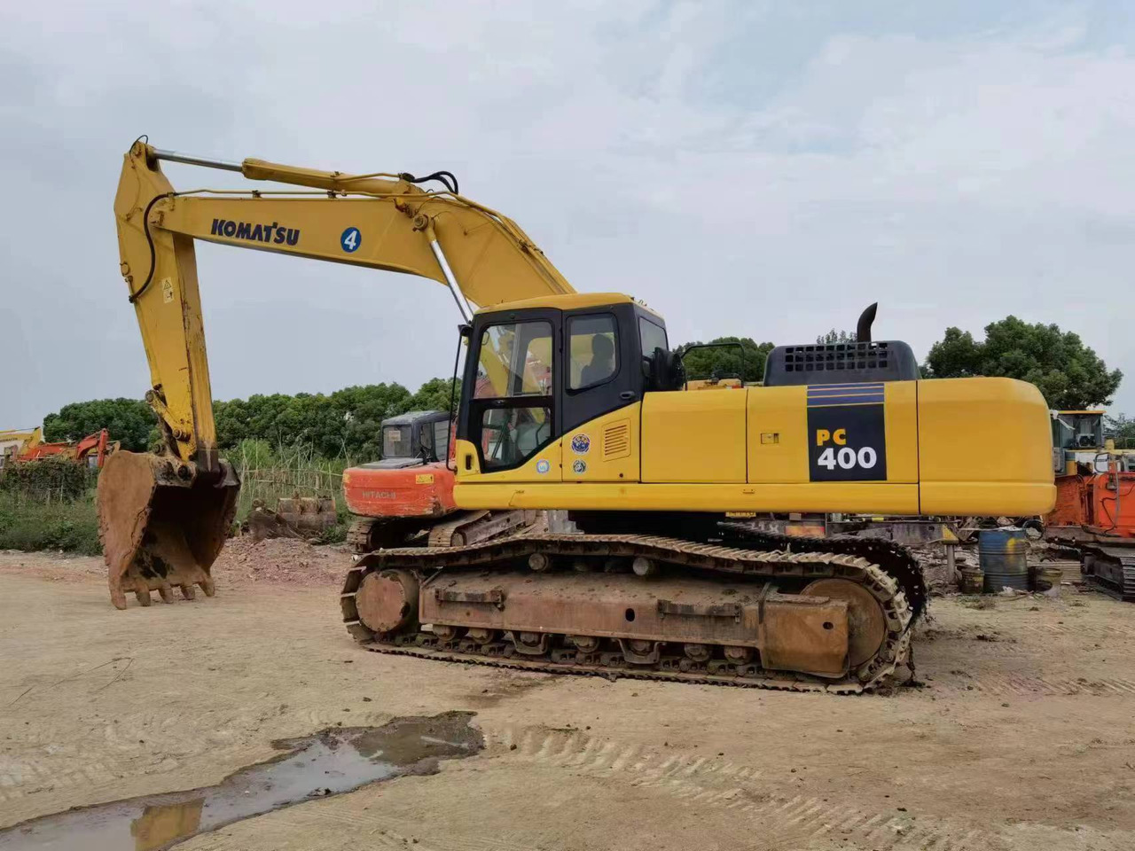 KOMATSU PC400-7 Excavator Click for Discount - Pelle sur chenille: photos 1 KOMATSU PC400-7 Excavator Click for Discount - Pelle sur chenille: photos 1