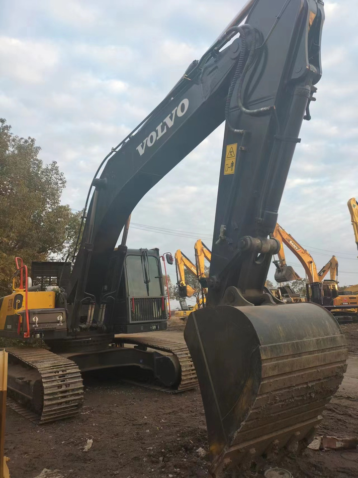 VOLVO EC290 Excavator Click for Discount - Pelle: photos 1 VOLVO EC290 Excavator Click for Discount - Pelle: photos 1