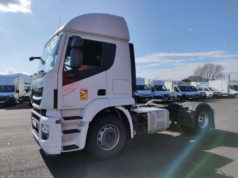 Tracteur 19 TONNES 360 CV 1 COUCHETTE - Tracteur routier: photos 3 Tracteur 19 TONNES 360 CV 1 COUCHETTE - Tracteur routier: photos 3