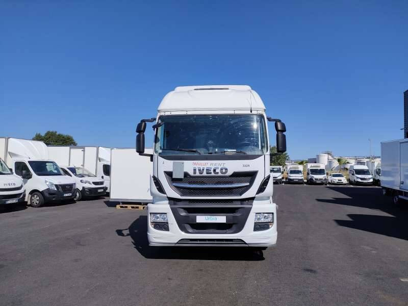 Tracteur 19 TONNES 360 CV 1 COUCHETTE - Tracteur routier: photos 2 Tracteur 19 TONNES 360 CV 1 COUCHETTE - Tracteur routier: photos 2