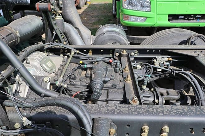 FAW New FAW JIEFANG Trucks for Sale in Qatar - Châssis cabine: photos 4 FAW New FAW JIEFANG Trucks for Sale in Qatar - Châssis cabine: photos 4