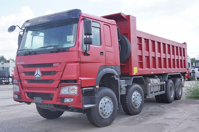 SINOTRUK Sinotruk Howo 8x4 Dump Truck for Sale in Cameroon - Camion benne: photos 1 SINOTRUK Sinotruk Howo 8x4 Dump Truck for Sale in Cameroon - Camion benne: photos 1