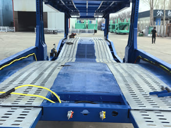 TITAN 9 Car Hauler for Sale in Namibia - Semi-remorque: photos 5 TITAN 9 Car Hauler for Sale in Namibia - Semi-remorque: photos 5