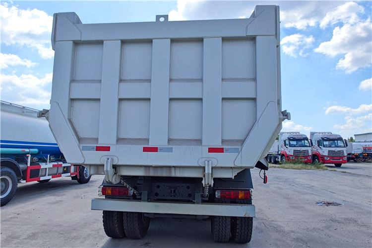 Sinotruk Used Howo 400HP 12 Wheeler Dump Truck for Sale In Tanzania - Camion benne: photos 3 Sinotruk Used Howo 400HP 12 Wheeler Dump Truck for Sale In Tanzania - Camion benne: photos 3