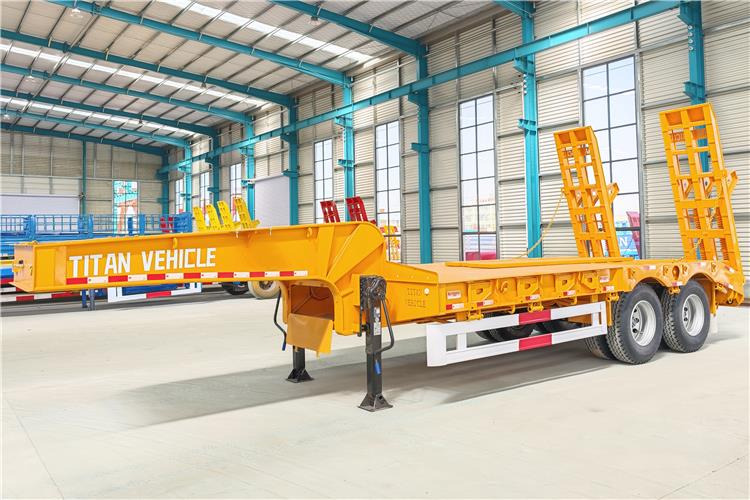 TITAN 2 Axle Low Loader Truck Trailer for Sale In Uganda - Semi-remorque surbaissé: photos 4 TITAN 2 Axle Low Loader Truck Trailer for Sale In Uganda - Semi-remorque surbaissé: photos 4