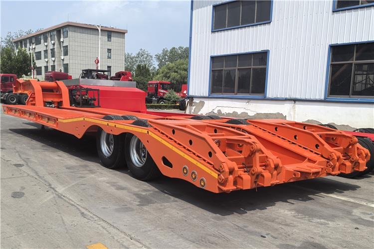 TITAN 2 Axle Low Low Bed Trailer for Sale In Angola - Semi-remorque surbaissé: photos 2 TITAN 2 Axle Low Low Bed Trailer for Sale In Angola - Semi-remorque surbaissé: photos 2