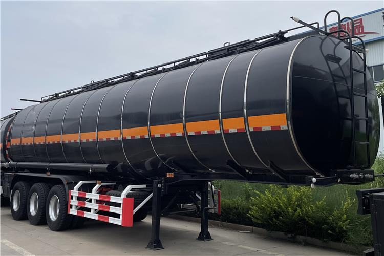 TITAN 3 Axle 38000 Litres Oil Tanker Trailer Price for Sale In Ghana - Semi-remorque citerne: photos 1 TITAN 3 Axle 38000 Litres Oil Tanker Trailer Price for Sale In Ghana - Semi-remorque citerne: photos 1