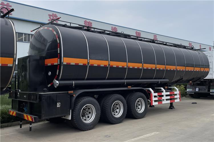 TITAN 3 Axle 38000 Litres Oil Tanker Trailer Price for Sale In Ghana - Semi-remorque citerne: photos 2 TITAN 3 Axle 38000 Litres Oil Tanker Trailer Price for Sale In Ghana - Semi-remorque citerne: photos 2