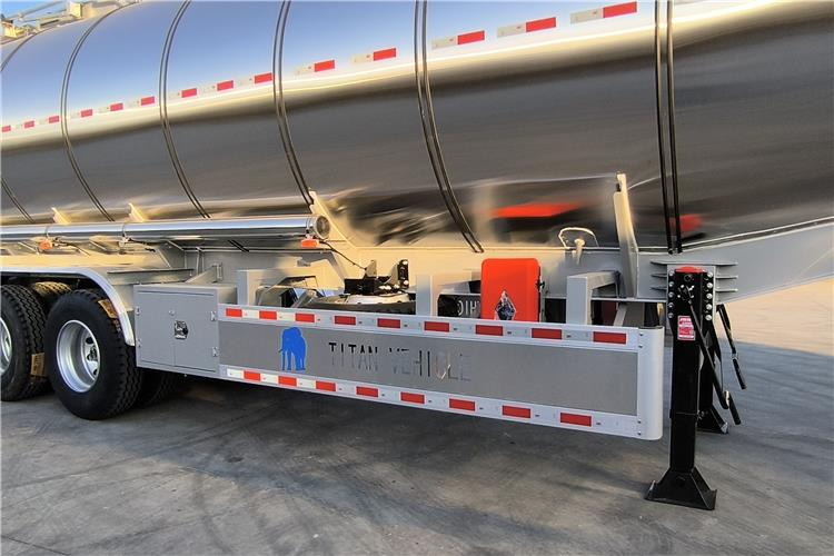 TITAN 3 Axle 45000L Stainless Steel Tanker Trailer for Sale In Panama - Semi-remorque citerne: photos 5 TITAN 3 Axle 45000L Stainless Steel Tanker Trailer for Sale In Panama - Semi-remorque citerne: photos 5