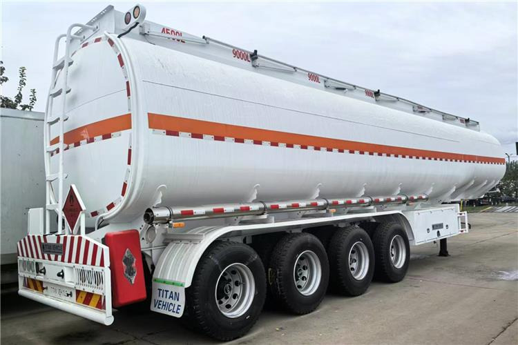 TITAN 4 Axle Fuel Tanker Trailer for Sale In Guyana - Semi-remorque citerne: photos 1 TITAN 4 Axle Fuel Tanker Trailer for Sale In Guyana - Semi-remorque citerne: photos 1