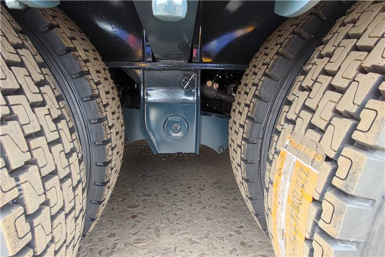 TITAN 4 Axle Low Loader Trailer for Sale In Jamaica - Semi-remorque surbaissé: photos 5 TITAN 4 Axle Low Loader Trailer for Sale In Jamaica - Semi-remorque surbaissé: photos 5