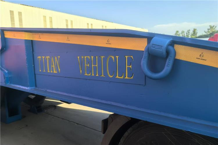 TITAN 4 Line 8 Axle Folding Gooseneck Trailer for Sale In Sudan - Semi-remorque surbaissé: photos 3 TITAN 4 Line 8 Axle Folding Gooseneck Trailer for Sale In Sudan - Semi-remorque surbaissé: photos 3