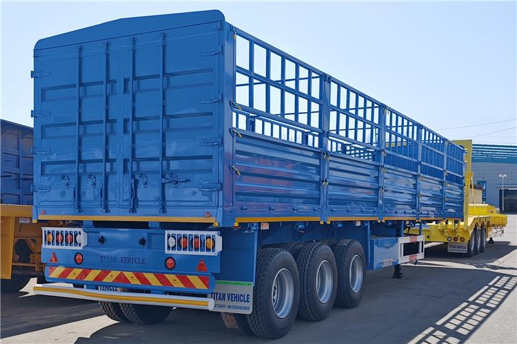 TITAN 60 Ton Fence Cargo Semi Trailer for Sale in Tanzania - Semi-remorque bétaillère: photos 1 TITAN 60 Ton Fence Cargo Semi Trailer for Sale in Tanzania - Semi-remorque bétaillère: photos 1