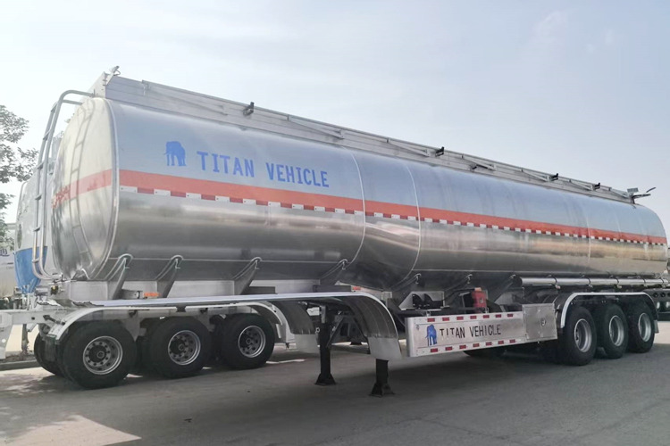 TITAN Aluminum Fuel Tanker Trailer for Sale in Saudi Arabia - Semi-remorque citerne: photos 1 TITAN Aluminum Fuel Tanker Trailer for Sale in Saudi Arabia - Semi-remorque citerne: photos 1