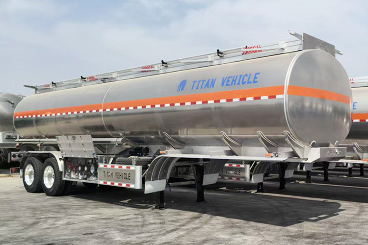 TITAN Aluminum Tanker Trailer for Sale in Malawi - Semi-remorque citerne: photos 1 TITAN Aluminum Tanker Trailer for Sale in Malawi - Semi-remorque citerne: photos 1