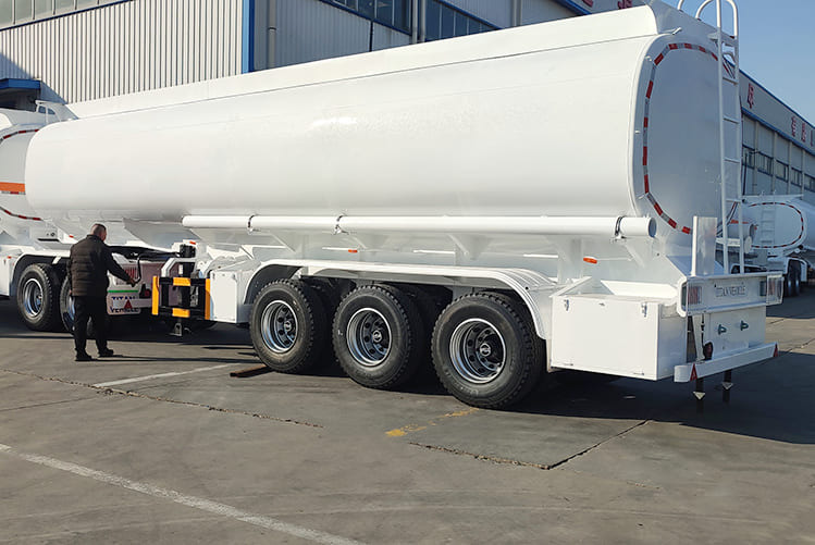 TITAN Fuel Tanker Superlink Trailer for Sale - Semi-remorque citerne: photos 5 TITAN Fuel Tanker Superlink Trailer for Sale - Semi-remorque citerne: photos 5