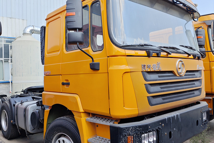 SHACMAN Used Shacman Truck Tractor for Sale in Jamaica - Tracteur routier: photos 2 SHACMAN Used Shacman Truck Tractor for Sale in Jamaica - Tracteur routier: photos 2