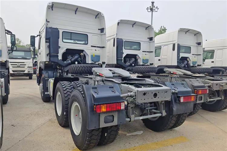 Sinotruk Used Howo Truck 400HP Tractor 6x4 Price for Sale In Tanzania - Tracteur routier: photos 3 Sinotruk Used Howo Truck 400HP Tractor 6x4 Price for Sale In Tanzania - Tracteur routier: photos 3