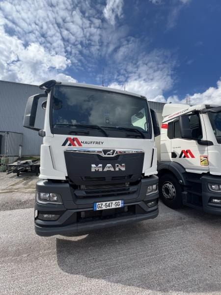 MAN TGS 26.440 - Camion fourgon: photos 2 MAN TGS 26.440 - Camion fourgon: photos 2