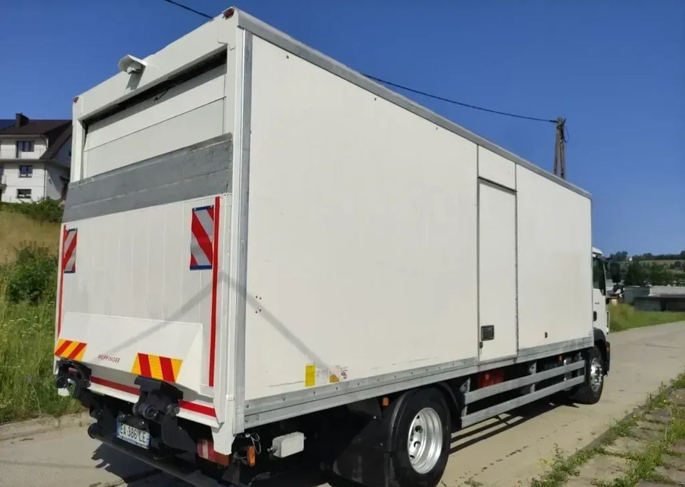 MAN TGM 18.290 kontener , winda - Camion fourgon: photos 2 MAN TGM 18.290 kontener , winda - Camion fourgon: photos 2