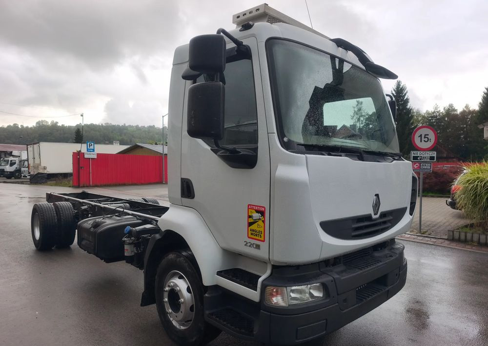 Renault Midlum 220.14  220.16 rama do zabudowy poduszka - Châssis cabine: photos 2 Renault Midlum 220.14  220.16 rama do zabudowy poduszka - Châssis cabine: photos 2